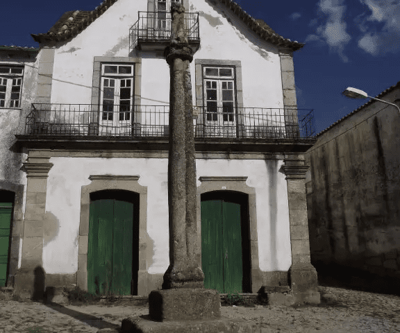 Pelourinho de Midões