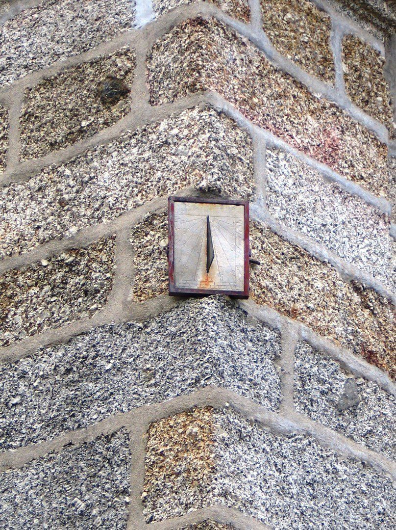 Igreja, relógio de sol